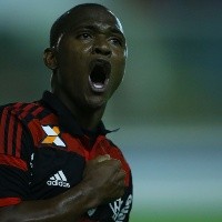 Flamengo envolve medalhão em negociação por Samir
