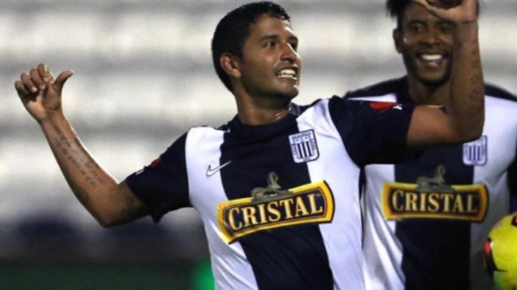 Reimond Manco tuvo dos etapas con Alianza Lima, la última el 2015 al 2016.