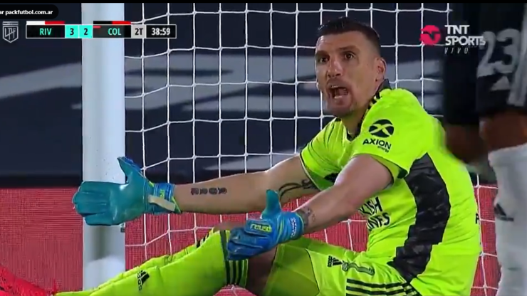 Video: lo que le gritó Armani a sus compañeros tras el segundo gol de Colón
