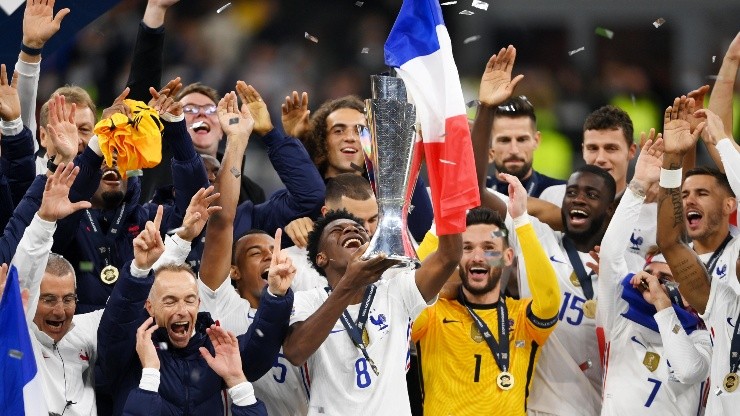Francia celebrando la obtención de la UEFA Nations League.