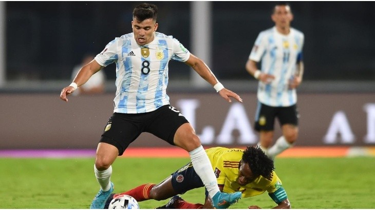 Acuña demostró que es el lateral izquierdo titular de Argentina.