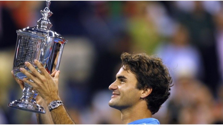 Federer levantando el trofeo del US Open 2006.