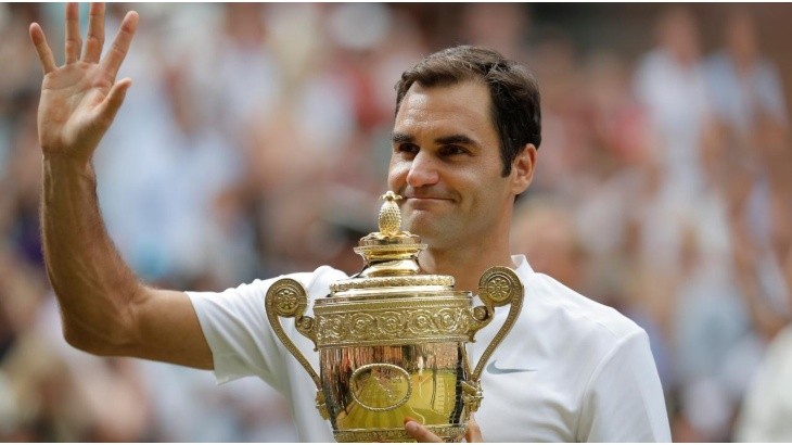Federer y su octavo trofeo de Wimbledon.