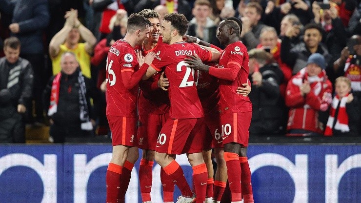 Liverpool en celebración de gol.