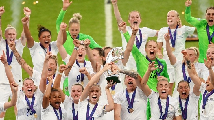 Inglaterra campeona de la Euro femenina
