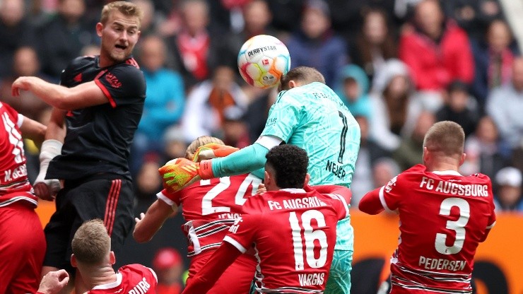 VIDEO: Neuer estuvo cerca de salvar al  Bayern ante Ausburgo
