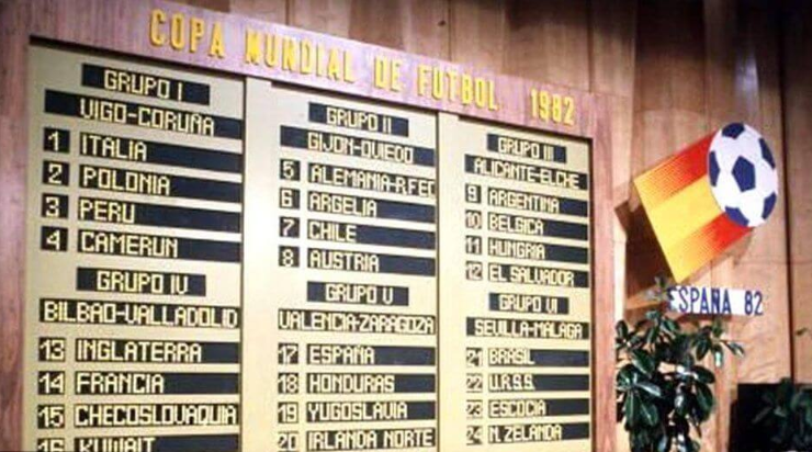 La historia del sorteo mundialista más bochornoso de todos.