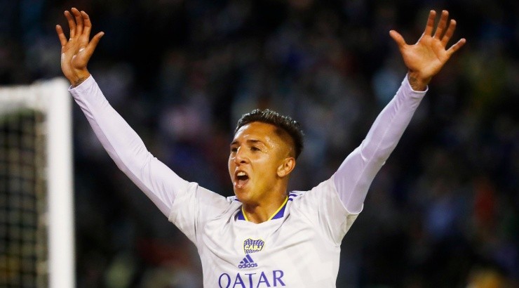 Almendra fue castigado por Battaglia y el Consejo de Fútbol.