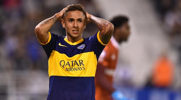 Almendra, volante de Boca.