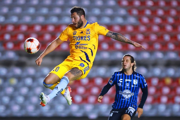 André-Pierre Gignac, el francés que cruzó a Dibu Martínez.