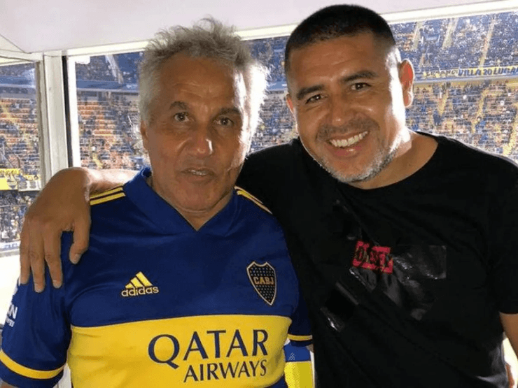 Beto Márcico y Riquelme, dos ídolos del club.