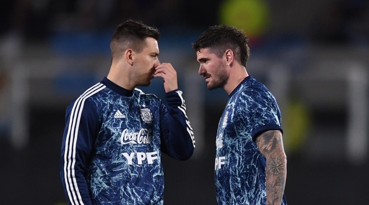 De Paul y Lo Celso, los encargados de la pelota.