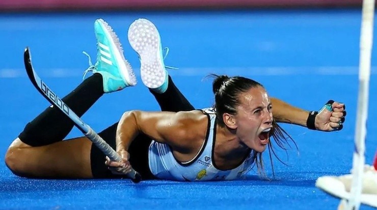 Eugenia Trinchinetti y un grito sagrado (@lasleonashockeyargentina)