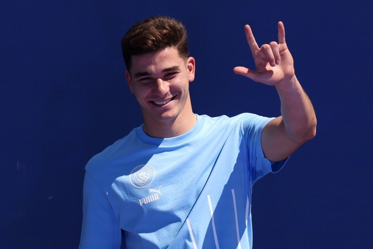 Julián Álvarez podría ser campeón en su primer partido oficial con el Manchester City.