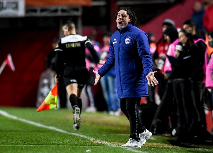 Gabriel Milito, DT del Bicho.