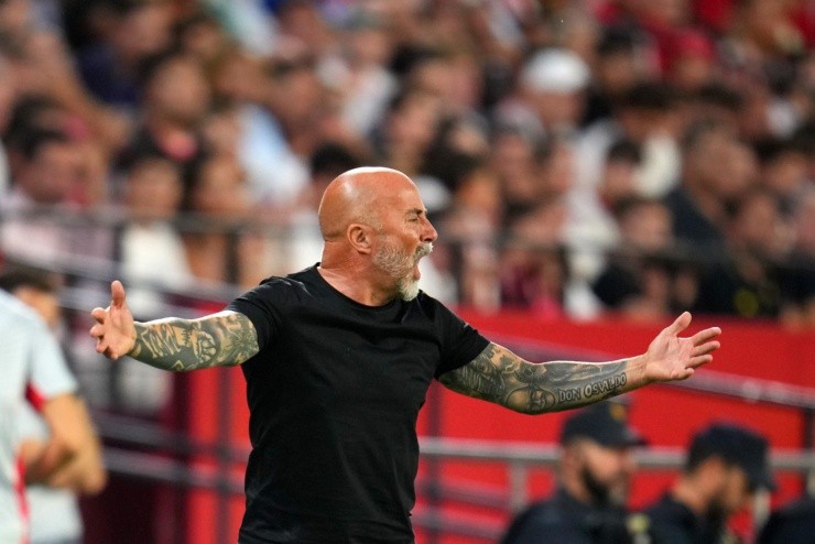 Sampaoli puso a Montiel de arranque.