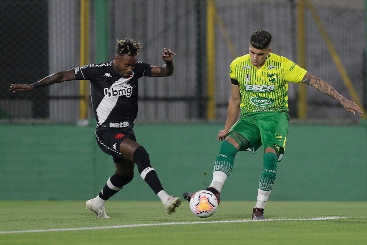 Por Adonis Frías ya hubo negociaciones formales.