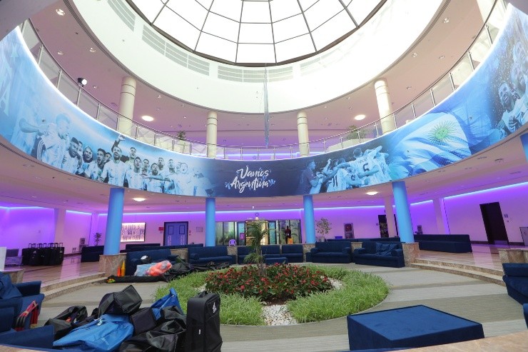 Así es la casa de la Selección Argentina en Qatar.