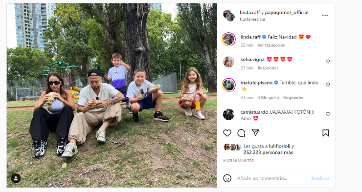 Papu Gómez mostró cómo festejó la Navidad con su familia.