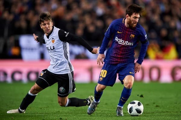 Luciano Vietto y Lionel Messi (2018)  
   Foto: GETTY