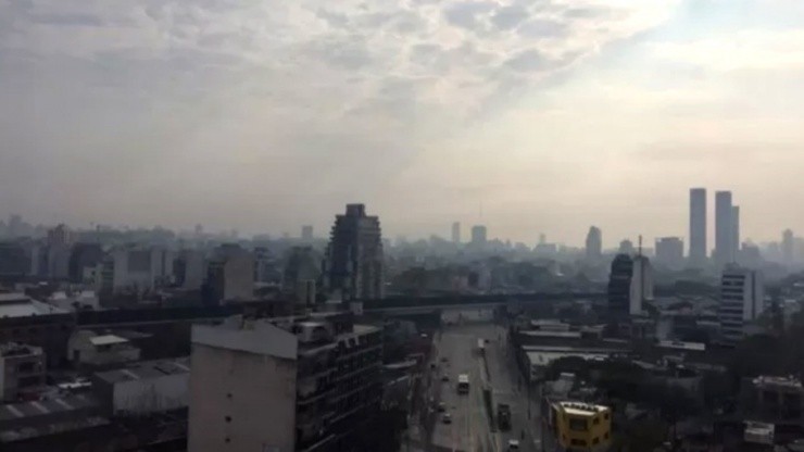 En la Ciudad de Buenos Aires y el conurbano bonaerense es producto de los incendios forestales.
