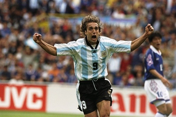 Gabriel Batistuta, un auténtico destructor. (Foto: Getty)