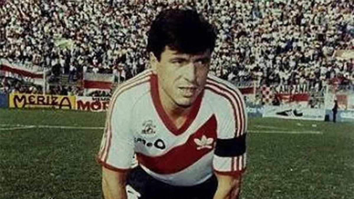 Daniel Passarella en su retorno a River.