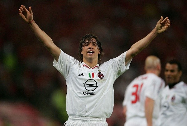 Hernán Crespo jugando para Milan. (Foto: Getty)