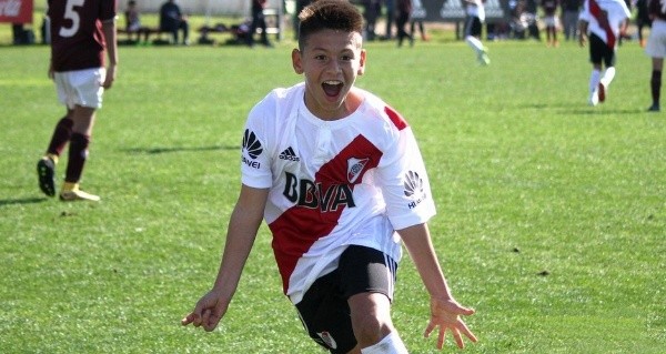 Claudio Echeverri, el 'Diablo' con el que sueña todo River.