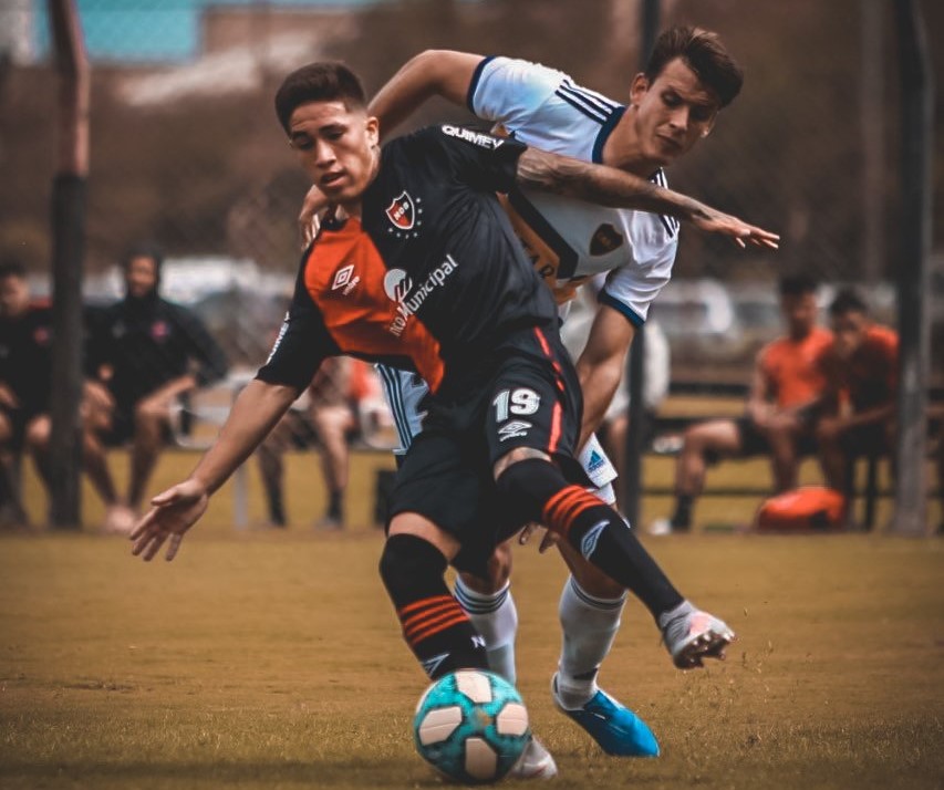 Misael Jaime en acción con Newell's.