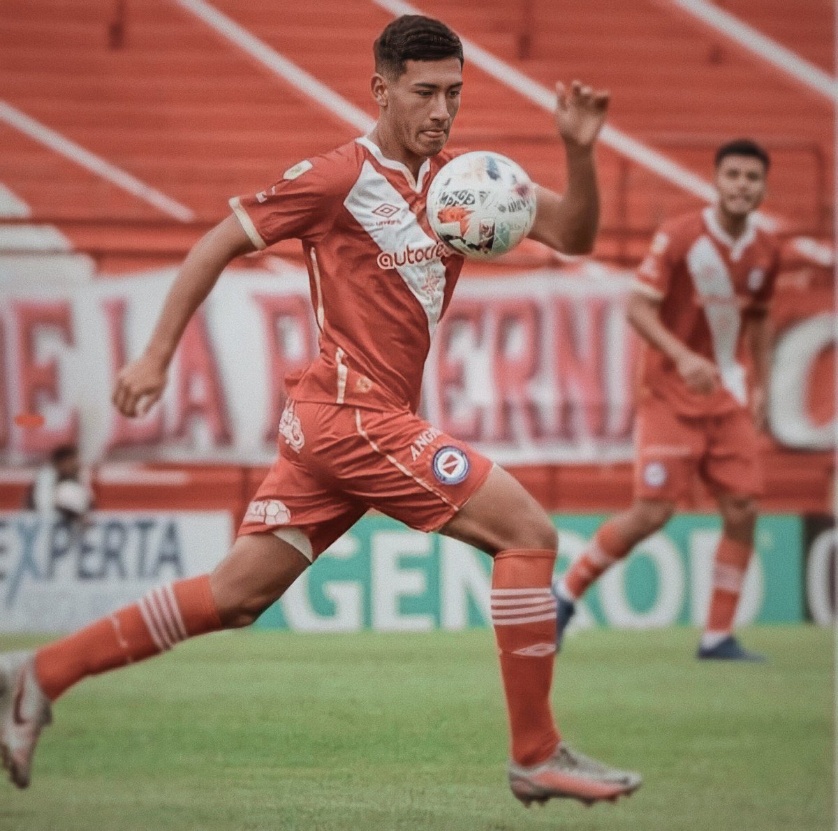 Román Vega en Argentinos Juniors.