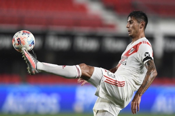Fabrizio Angileri durante un partido de River. (Foto: Getty)