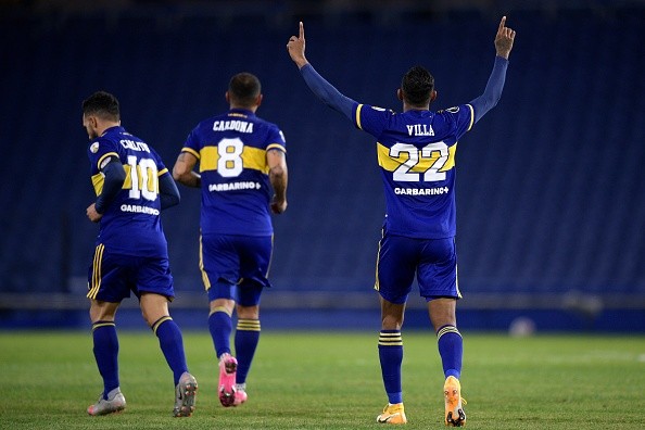 Villa festeja su gol