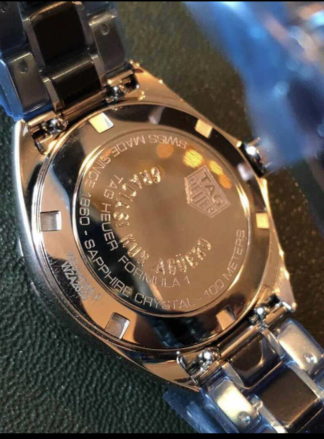 Uno de los relojes regalados por el Kun