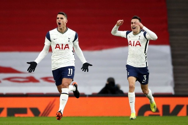 Erik Lamela festejando su tanto histórico. (Foto: Getty)