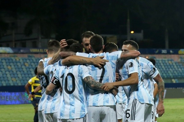 El festejo argentino contra Ecuador. (Foto: Getty)