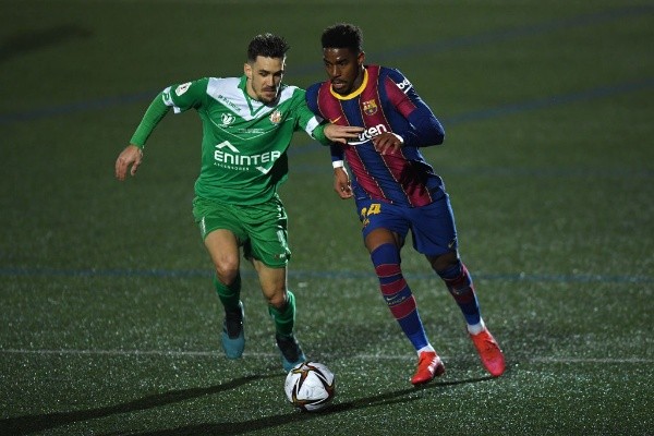 Junior Firpo en Barcelona. (Foto: Getty)