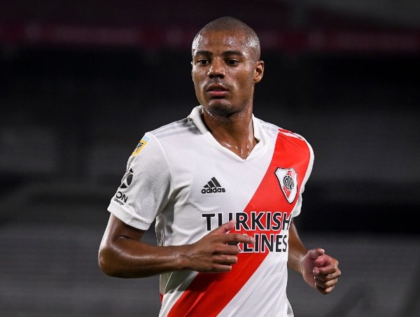 Nicolás De La Cruz con la camiseta de River. (Foto: Getty)