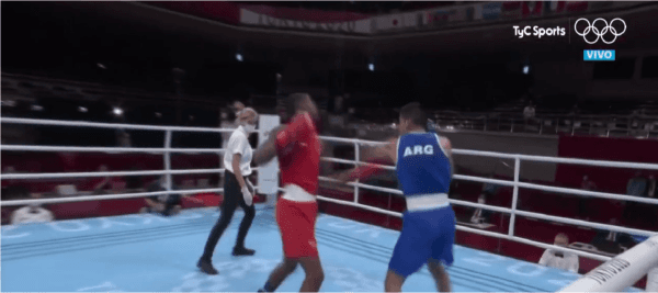 El cross de izquierda que derribó a Johnson