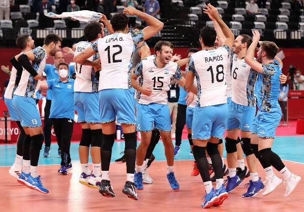 Argentina se enfrentará con Francia en la semifinal del vóley masculino de Tokio 2020 y buscará una victoria para asegurarse una medalla (Foto: Getty Images).