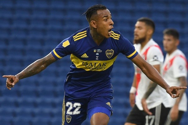 Sebastián Villa festejando un gol en Boca. (Foto: Getty)