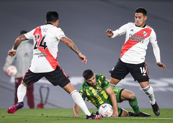 Vigo y Pérez, autor del segundo. Foto: Gety