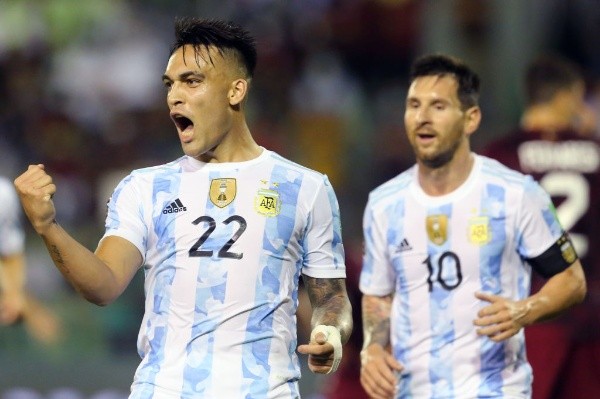 Messi y Lautaro, fijas desde el arranque. (Foto: Getty)