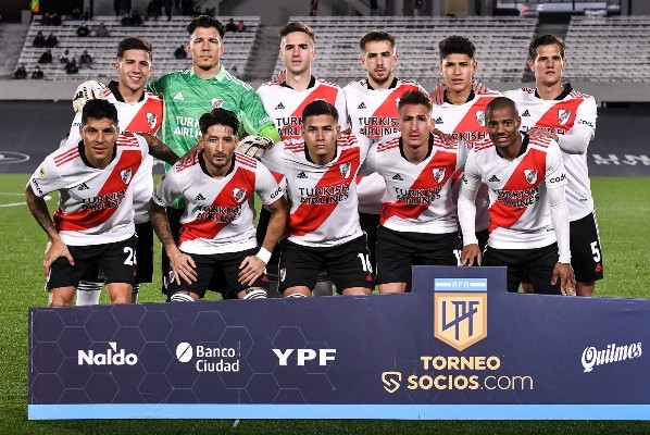 Los once elegidos por Gallardo ante Independiente. Foto: Getty