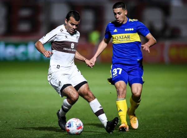 Agustín Sández con la camiseta de Boca. (Foto: Getty)