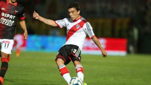 Urribarri con la camiseta de River.