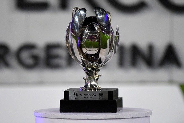 Trofeo de la Supercopa Argentina (Foto: Getty)