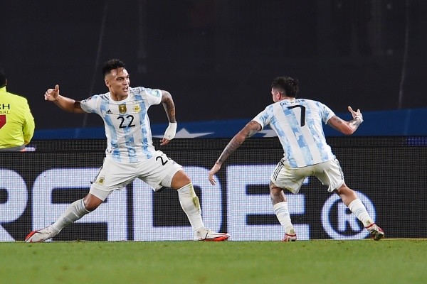 Lautaro Martínez continuará en Inter y también buscará levantar la Copa del Mundo en Qatar 2022. (Getty)