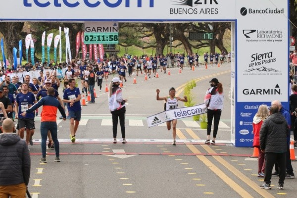 Héctor Garibay, ganador de los 42k.