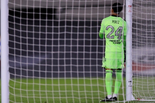 La casaca de Enzo en su experiencia como arquero. (Foto: Getty Images)